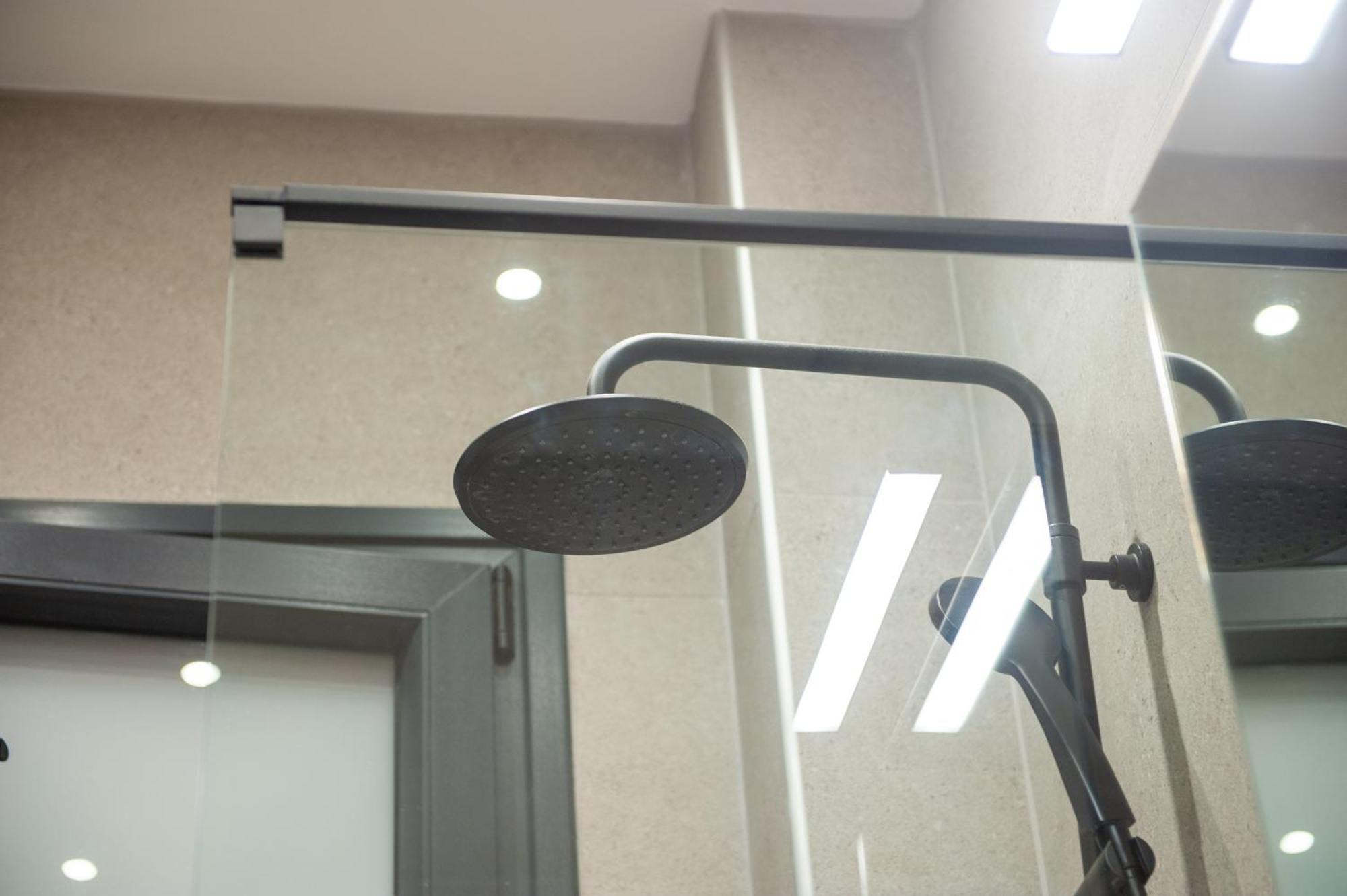 Lovely Guesthouse - 58M2 Mountain View ヨアニナ エクステリア 写真