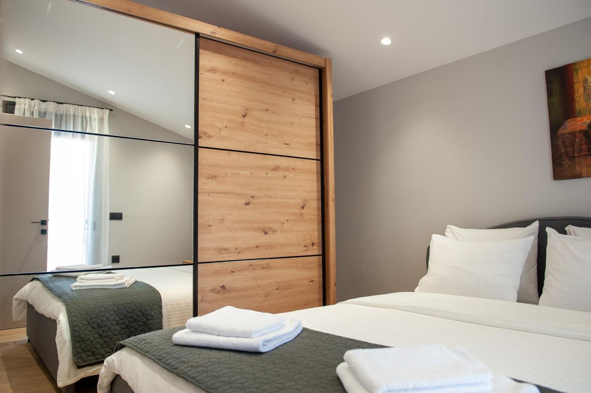 Lovely Guesthouse - 58M2 Mountain View ヨアニナ エクステリア 写真